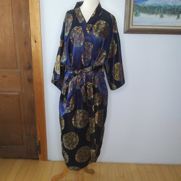 Beautiful Asian theme bathrobe with matching sash XXL - Picture 1 of 16